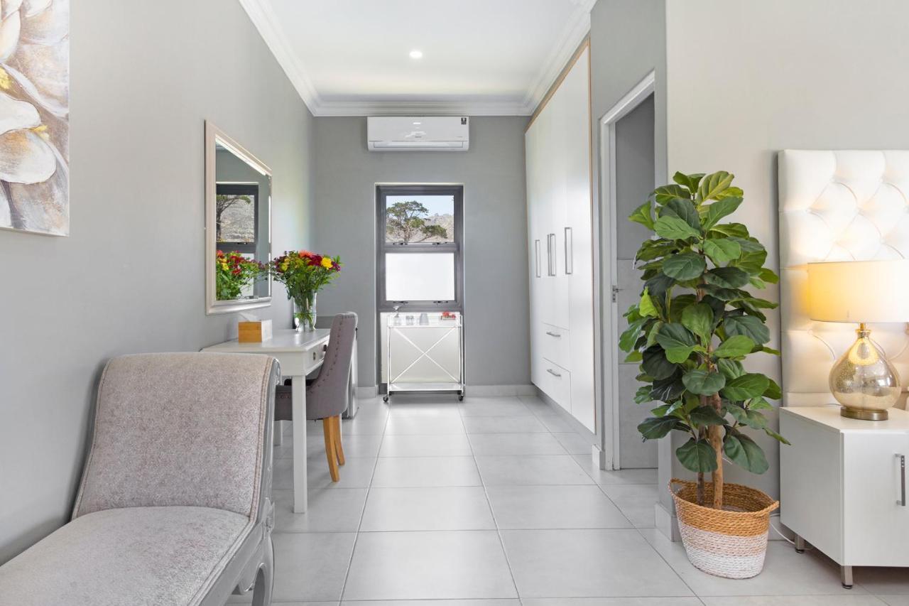 2 On Lismore Guesthouse Tokai Exteriör bild