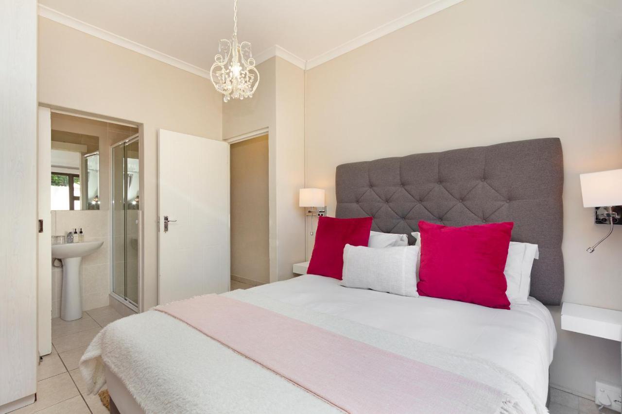2 On Lismore Guesthouse Tokai Exteriör bild
