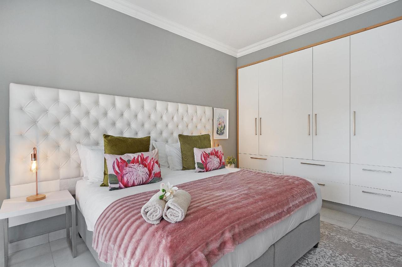 2 On Lismore Guesthouse Tokai Exteriör bild