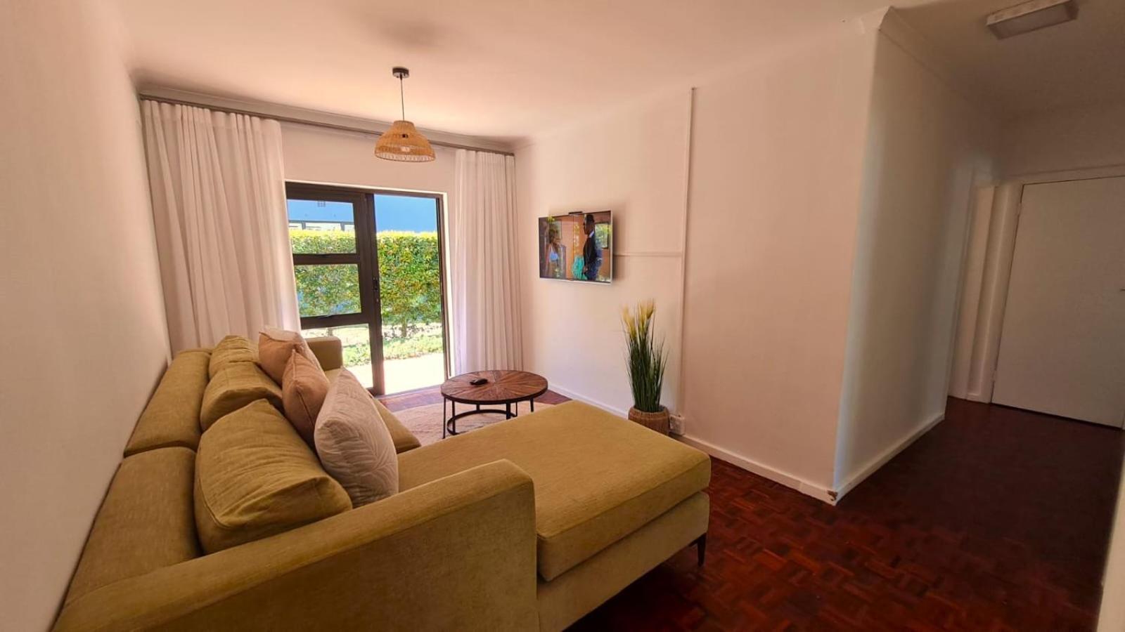 2 On Lismore Guesthouse Tokai Exteriör bild